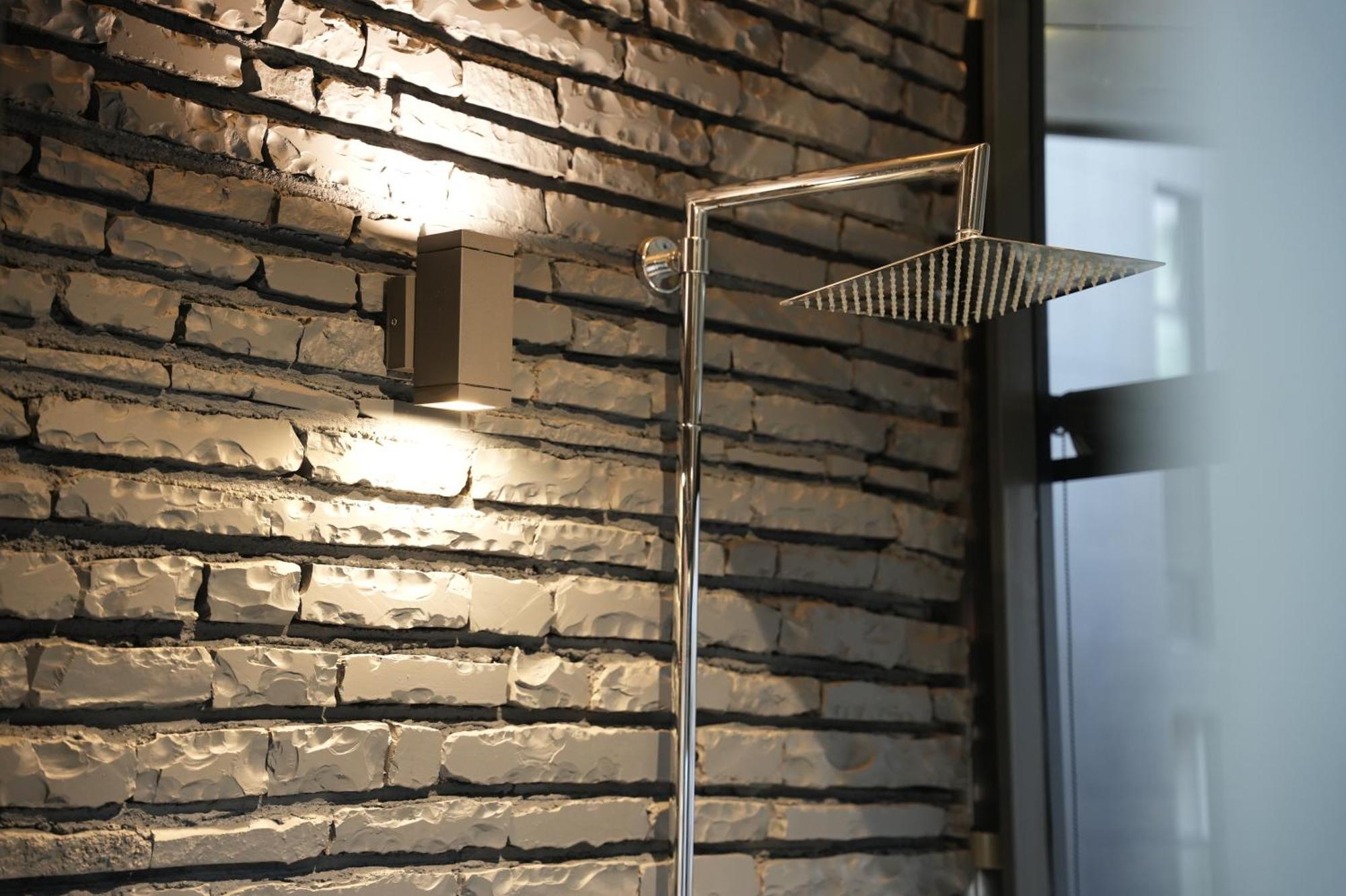 La Suite Boutique Hotel Tirana Exterior photo