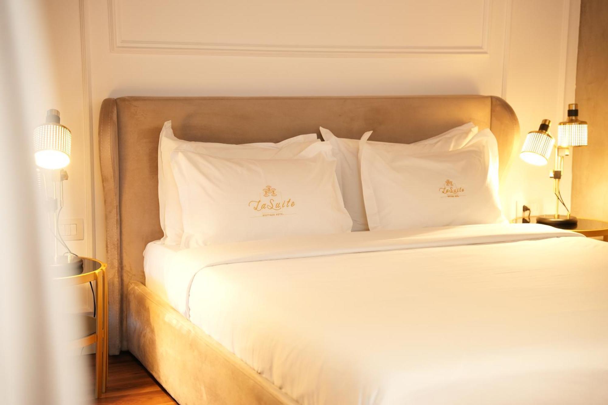 La Suite Boutique Hotel Tirana Exterior photo
