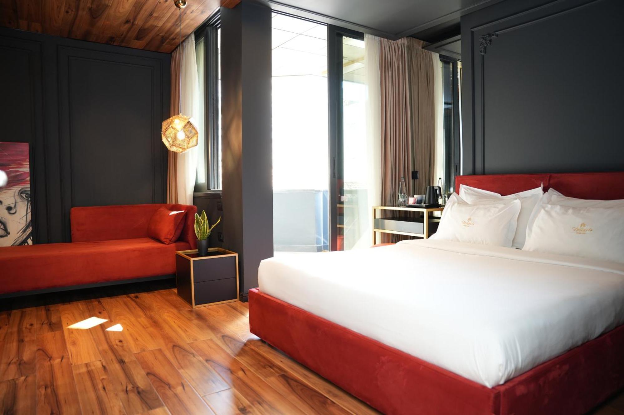 La Suite Boutique Hotel Tirana Exterior photo